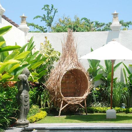 Sarayu Villa Seminyak Exterior foto