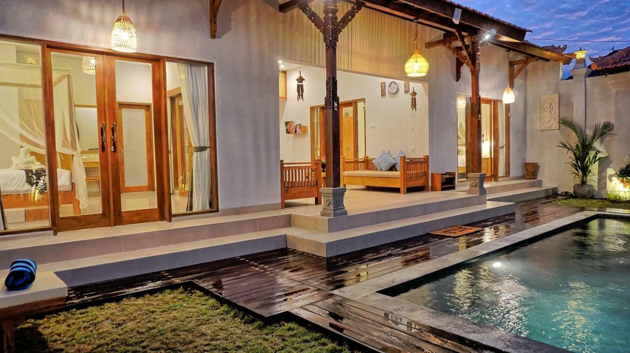 Sarayu Villa Seminyak Exterior foto